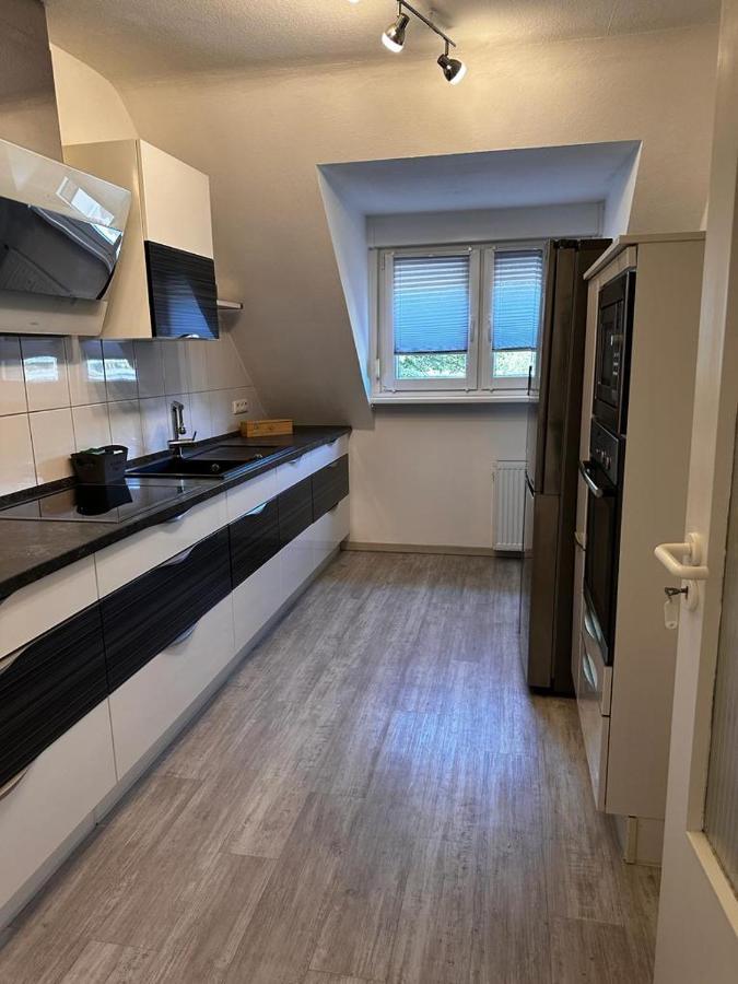 A&V Apartments Wunderschoene Rheinblick Wohnung Zum Entspannen Apt Ela Duisbourg Extérieur photo